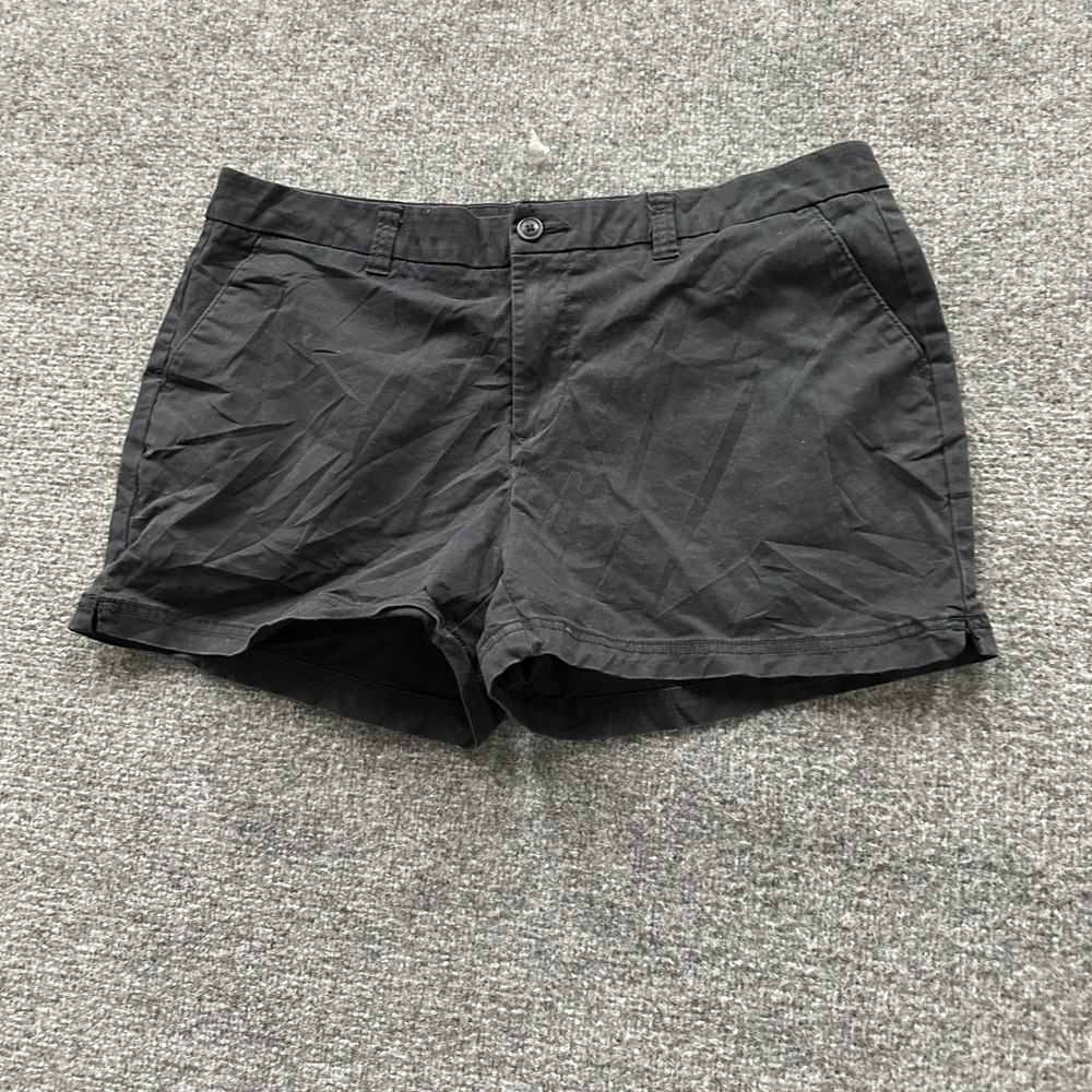Magellan Outdoors Shorts Womens Size 16 Black Casual Chino Stretch Hiking